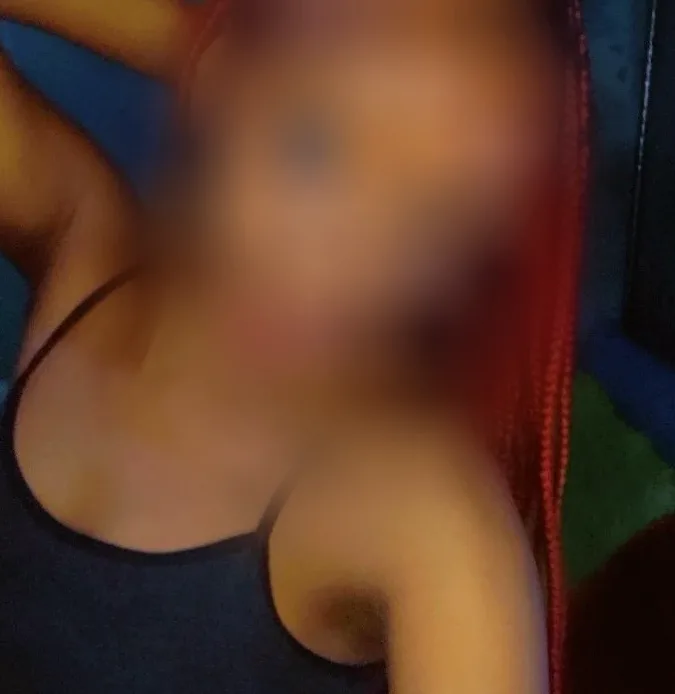 Carina, 23