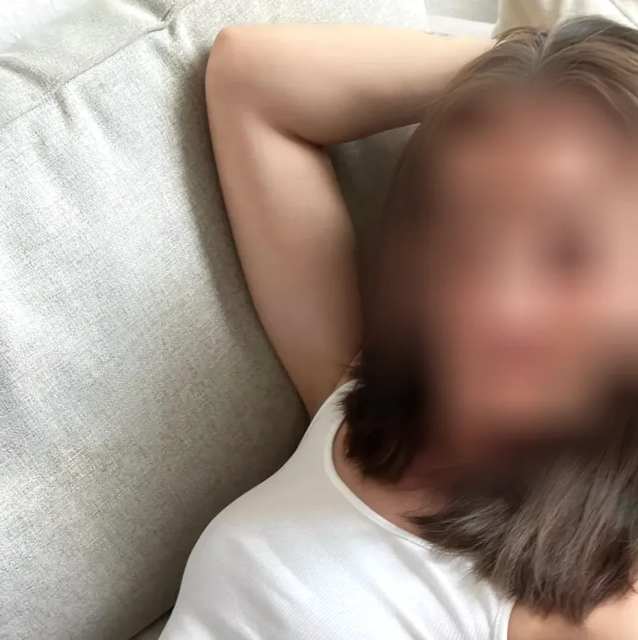 Fabienne, 27