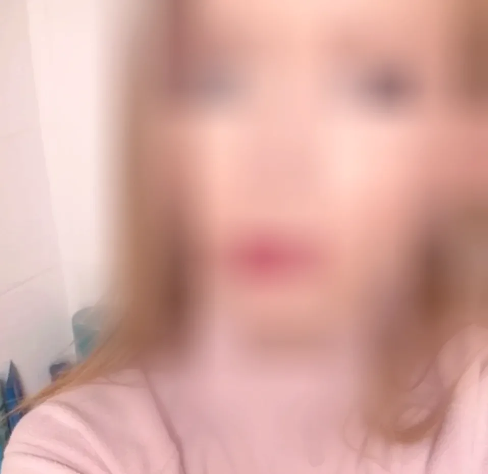 Klara, 26