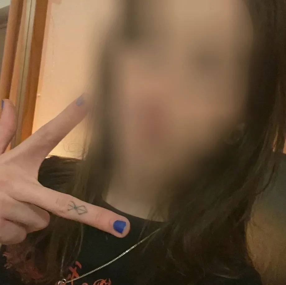 Merve, 21